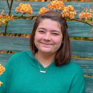 Meet your Posher, Abigail